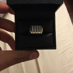 Meet your Posher, Angelo